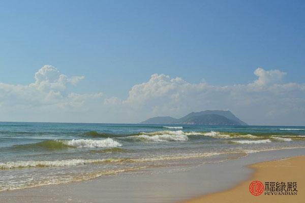 天河水命的命运解析：与水元素的神奇关联