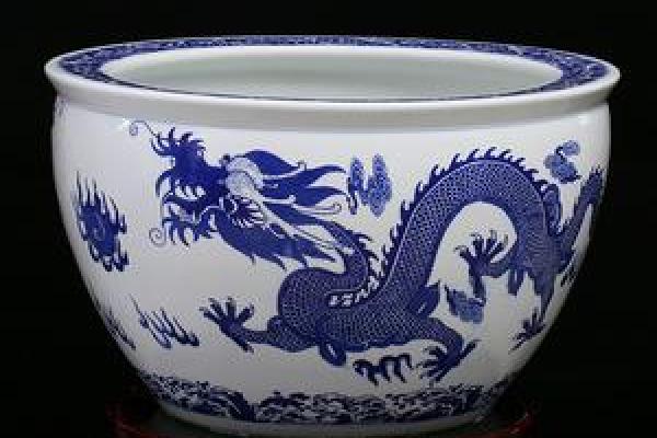 家居风水中瓷缸的摆放技巧与禁忌解读