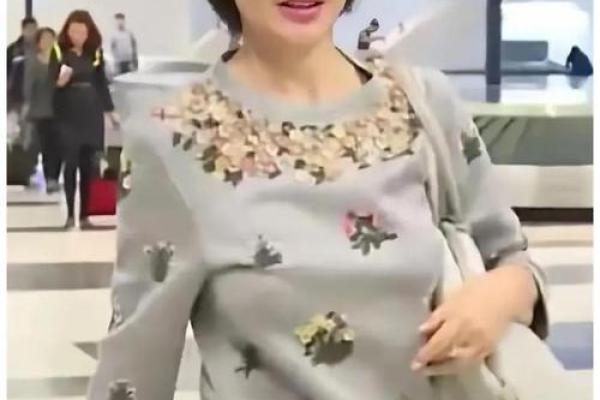 关之琳八字到底有何玄机？揭开明星背后的命理秘密