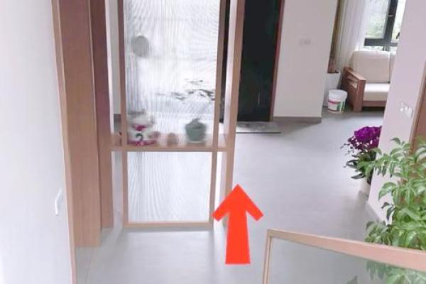 商场楼梯设计对风水的影响与布局建议