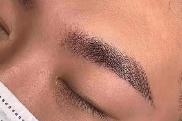 五行开运眉：如何通过眉形调整提升运势和气场