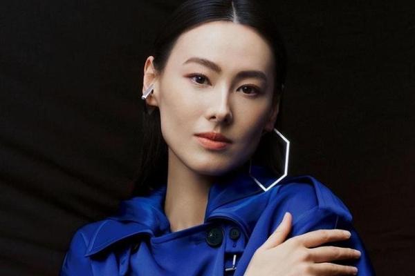 揭开梁洛施生辰八字的神秘面纱，命运如何主宰她的未来